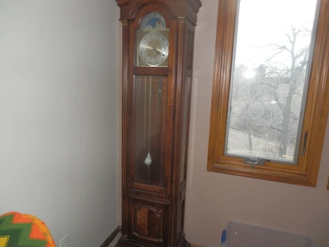 Stunning Pearl Grandfather Clock Cover