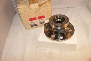 DELCO WHEEL BEARING AND HUB ASSEMBLY #7470003 #20-94TPK N.O.S. - Picture 1 of 3