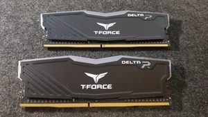 TeamGroup T-Force Delta RGB 16GB (2x 8GB) DDR4 RAM 3000MHz Desktop Memory - Picture 1 of 2