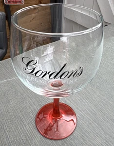 Gordon’s Pink Gin Ballonglas. Guter Zustand gebraucht - Bild 1 von 13