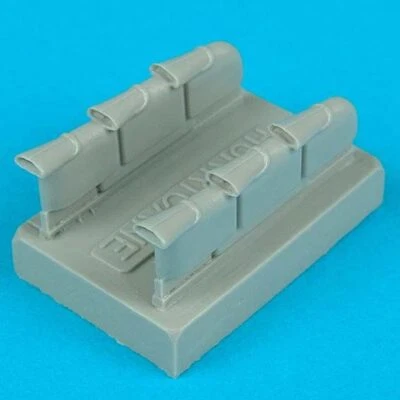 Quickboost (by Aires) 48066 1:48 Hawker Hurricane Mk.I Auspuff