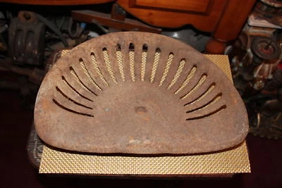 Antiguo asiento de tractor Country Western decoración de granero #1 Americana Primitives Foto 1 de 4