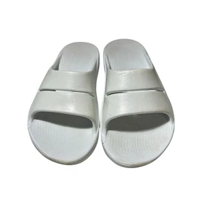 Oofos Ooahh Damengröße 9 Recovery Slipper Pantoletten Sandalen weiß - Bild 1 von 6