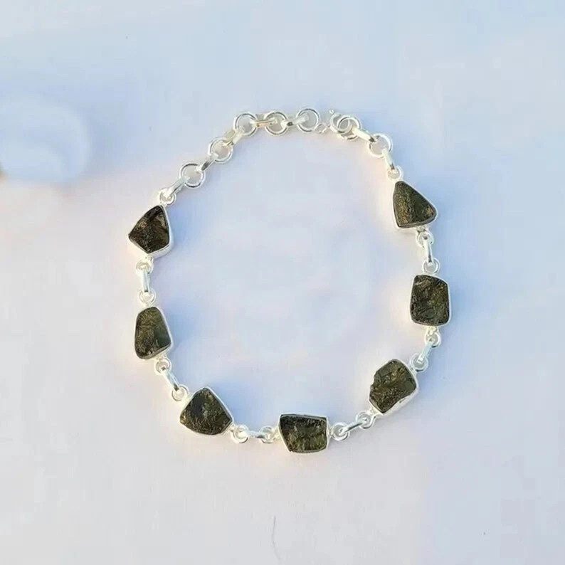 Pulsera Moldavita Checa, Plata Maciza 925, Pulsera Cadena Ajustable Hecha a Mano Foto 1 de 4