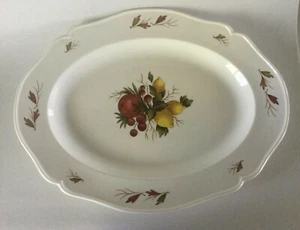 Wedgwood Drury Lane Bone China Collection, 28 Items - Picture 1 of 5