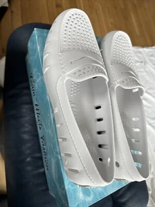 Halbschuhe / Herren Gr. 9 / Halbschuh hellweiß / Gummi wasserdicht / neu mit Karton - Bild 1 von 8