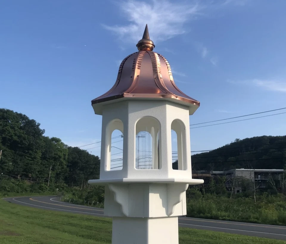 Alimentador de pájaros con tapa de campana de cobre - tamaño grande Foto 1 de 1