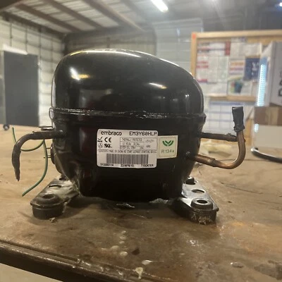 Compressor Embraco Frigidaire - EM3Y60HLP - Imagem 1 de 3