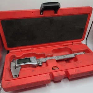 Pinza digital MAC Tools DC61232 con estuche 0-6” 0-150 mm - Imagen 1 de 9