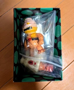 Japan Sofubi SQDBLSTR Tanukibi (With Karakasa obake) Yokai Figure Designer Toy - Picture 1 of 5