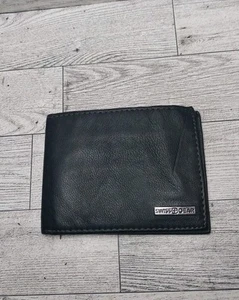 Swiss Gear Black Leather Bi-Fold Wallet Slim Lightweight EDC - Photo 1/6