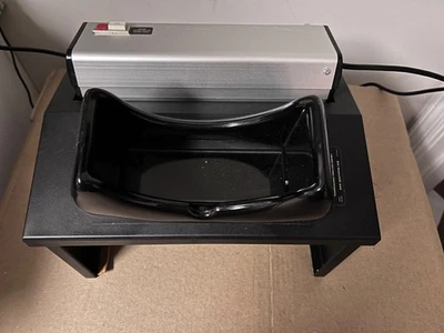 Pre-Owned Spectroline CM-10A with Spectroline EA-160 - Image 1 of 4