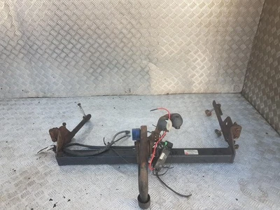 JAGUAR XF TOW BAR X250 2010 - Image 1 of 4