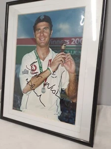 Michael Vaughan signed photo Abacus Ashes 2005 Certificated DD1221 - Picture 1 of 3