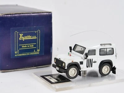 CB MODELLI Excalibur CBEX12 LAND ROVER DEFENDER 90 TDI 'UN' 1999 Resina 1/43 - Immagine 1 di 4