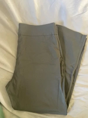 JM Collection 女式铆钉裤 L 码短肚子控制弹力斜纹灰色 — 第 1/4 张图片