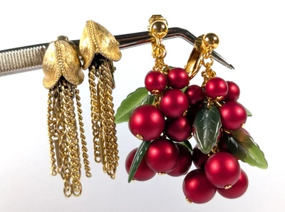 LOTE De Colección Avon Cuentas de Bayas Rojas Clip Pendientes Navidad Felices Días de Acebo Tono Dorado Foto 1 de 4
