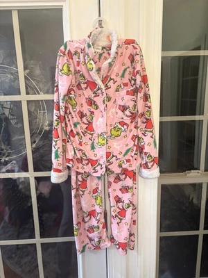 Cracker Barrel Exclusive Multi-Color Girl's Grinch Lounge Set- Size 10 - Image 1 of 2