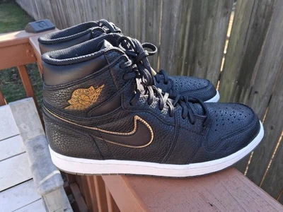 ZAPATOS DEPORTIVOS PARA HOMBRE AIR JORDAN 1 RETRO ALTOS OG CITY OF FLIGHT NEGRO-DORADO TALLA 11 Foto 1 de 4