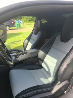 Fundas de asiento de cuero de repuesto para Chevrolet Camaro SS 5ª generación 2010-2015 Foto 1 de 4