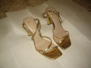 Ladies shoes ‘ ZARA ‘ - gold – size 8 ( EU 42 ) – good condition - Picture 1 of 4