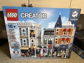 LEGO CREATOR: Assembly Square (10255)