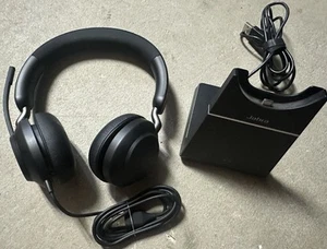 Jabra Evolve2 40 SE USB-C, UC Stereo Wired Headset - Photo 1/4