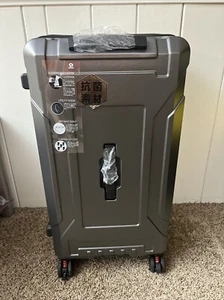 Hard Luggage With Lock And Suspension Casters(small Crack In Pic) - Picture 1 of 17