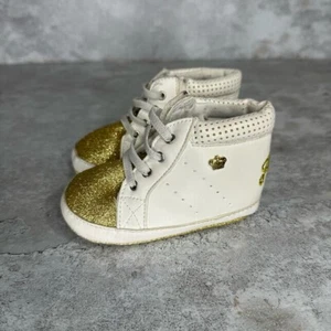 Juicy Couture Saratoga Baby Girls White Gold Sparkle Shoes Sz. 2 3-6 Months - Picture 1 of 7