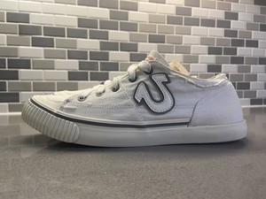 true religion canvas shoes