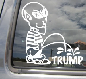 Alien Boy Pissing on Trump - Anti-Trump Funny Car Vinyl Decal Sticker 06031 - Bild 1 von 2