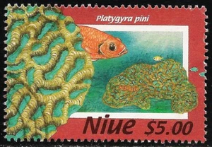 Niue #693 (A132) VF USED - 1996 $5 Platygyra Pini Coral - Picture 1 of 1
