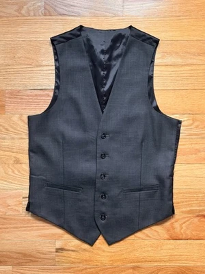Apt. Chaleco de traje flexible Premier 9 para hombre, gris pizarra, calce ajustado, talla pequeña Foto 1 de 4