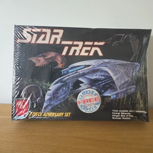 Amt Ertl Star Trek 3 Piece Adversary Set Model Kit 6858 Sealed - Picture 1 of 9