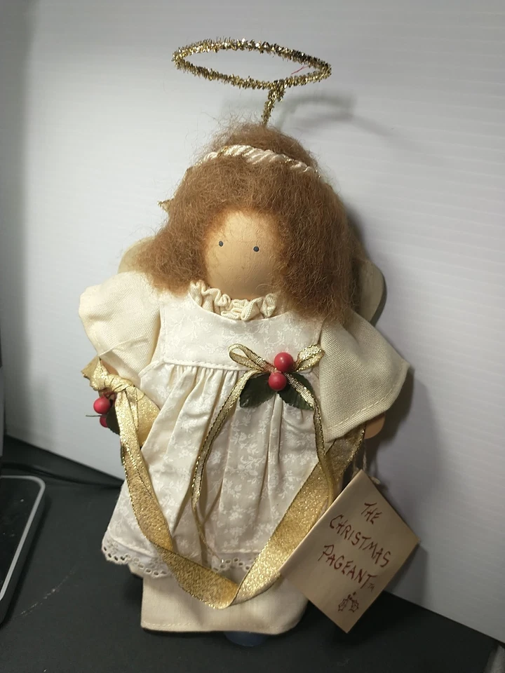 Lizzie High Angel 娃娃 圣诞选美系列 1985 - 1989 年。 — 第 1/4 张图片