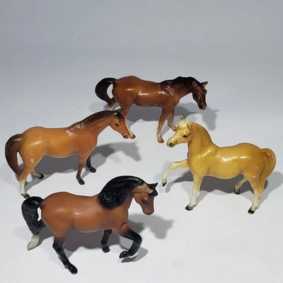 Lot of 4 VTG Breyer 3" Standing Horses 1975 1976 - Image 1 of 4