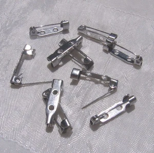 LOT DE 10 SUPPORTS BROCHES EPINGLES EN ACIER INOXYDABLE 19MMx5MM 2 TROUS *IN68 - Picture 1 of 3