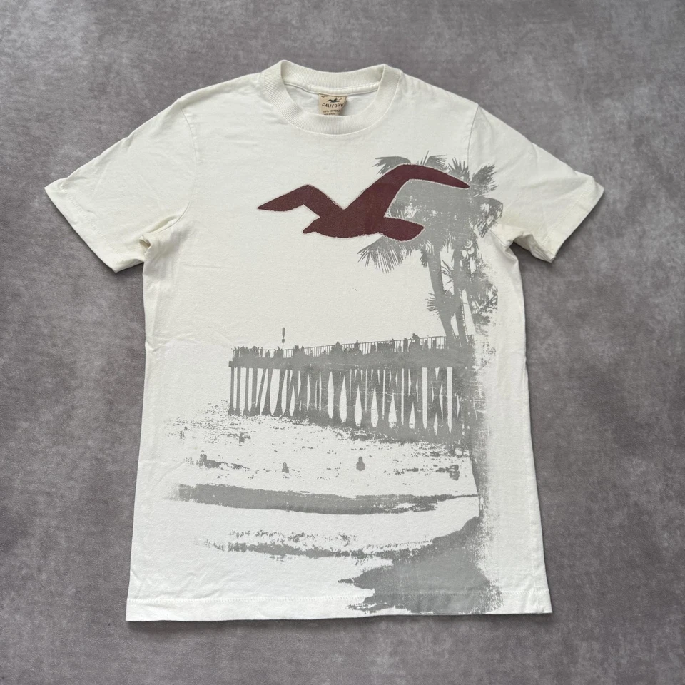 Camisa Hollister Y2K De Colección Para Hombres S Blanca Logo Gaviota Playa Muelle Gráfico Foto 1 de 4