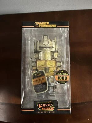 Hikari  Funko Transformers Distressed Optimus Prime LE Vinyl Figure 1 of 1000 - Image 1 of 4