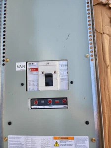 EATON POW-R-LINE PRL2X 84 SLOT PANEL W/KD 35K 400A 3POLE KT3400T 60A 2*35A 7*15A - Picture 1 of 6