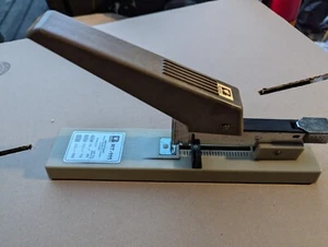 Vintage RoseTec Schwerlast 100 Blatt Hefter Modell RT-111 Klassenzimmer Büro - Bild 1 von 10