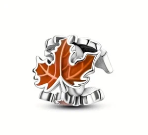 S925 Sterling Silver Wrapped Autumn Fall Leaves Charm - Picture 1 of 4