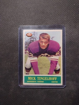 1964 PHILADELPHIA #110 MICK TINGELHOFF ROOKIE MINNESOTA VIKINGS HOF Centered ExD - Image 1 of 3