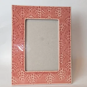 Vintage Coral Pink Ceramic Picture Frame Textured Glaze Holds 4x6 Photo Standing - Picture 1 of 24