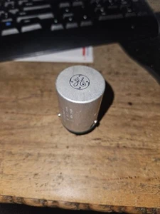 VINTAGE LATA 1960 GE RADIO KOMERCYJNE CRYSTAL R 451.30MC T 456.30MC HAM RADIO - Zdjęcie 1 z 4