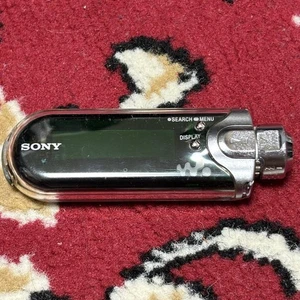 Sony NW-E405 512MB Tragbarer Digital Audio Player mit OLED-Display - Bild 1 von 3