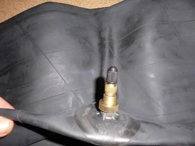 1 x 12.4/11-28 Schlauch TR218A Traktor Schlepper 12.4R28 360/70-28 28 Zoll - Bild 1 von 2