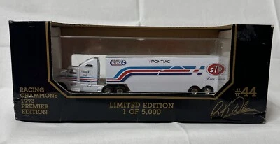 Camiones NASCAR coleccionables pequeñas empresas  Foto 1 de 4