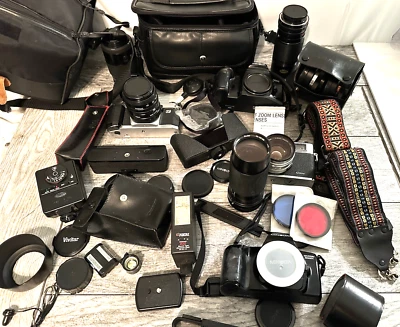 Vintage Yashica Canon KMart Minolta Cameras (4) and Accessories - Image 1 of 4