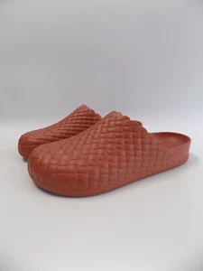 Crocs Weite Passform Sandale Clogs Größe 10 Damen Herren Komfort Leicht Flach Schuhe - Bild 1 von 13